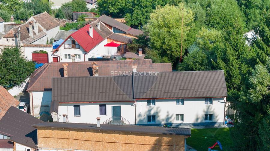 Casă / Vilă Săsească cu 6 camere de vânzare in Vulcan, Brasov - 27