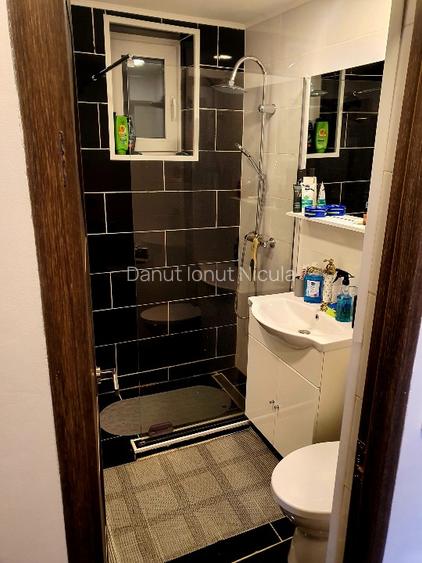 Apartament 3 camere ,semidecomandat  - 4