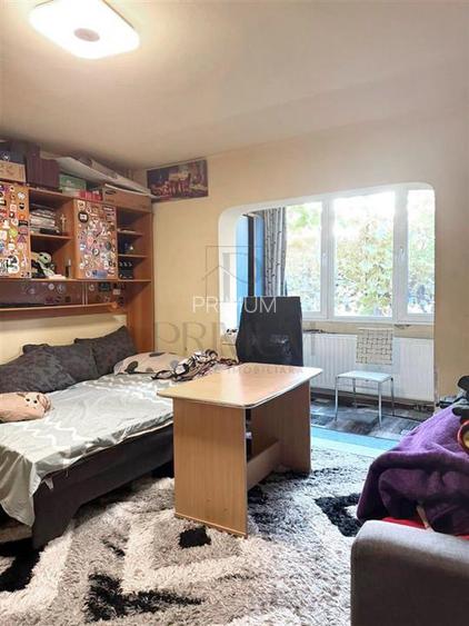 VLADEASA - 3 CAM - 2 BAI - AER CONDITIONAT - 2 BALCOANE - PARTER INALT - 4