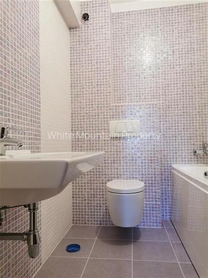 Ion Mihalache, vila 9 camere cu piscina interioara, de vanzare, comision 0% - 30