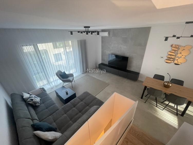 TOWNHOUSE cu 5 dormitori in Ansamblu Securizat  cu Parc si Facilitati Comune - 4