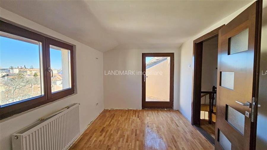 Apartament in asociatie, renovat, 6 cam 2 nivele cu garaj Elisabetin - 22