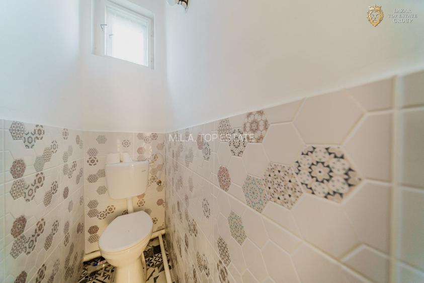 Casa 4 camere de Vanzare - 2