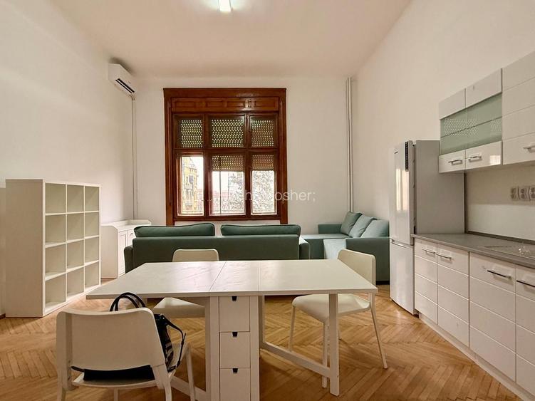 Apartament spațios 4 camere,  Piata Victoriei - 2