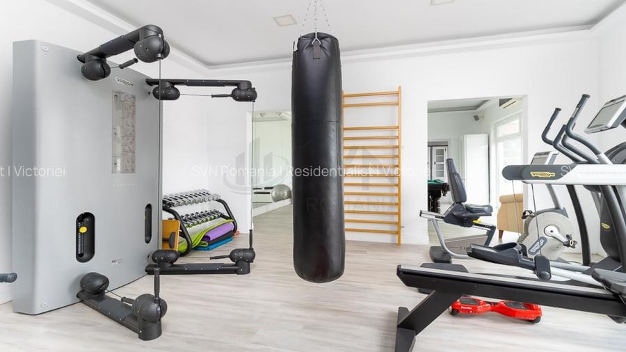 REV2002939 Vila cu piscina 2000 mp teren in Corbeanca - 13