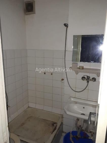 Apartament 1 camera Micro38 et4/4 ,N-URI ,izoltie noua - 3