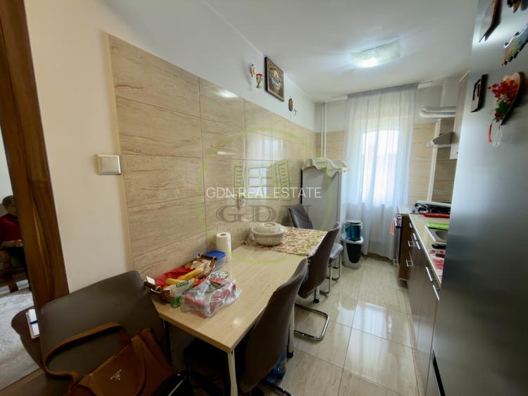 Apartament 2 camere, semidecomandat, cartier Craiovita Nouă, zona Orizont - 7