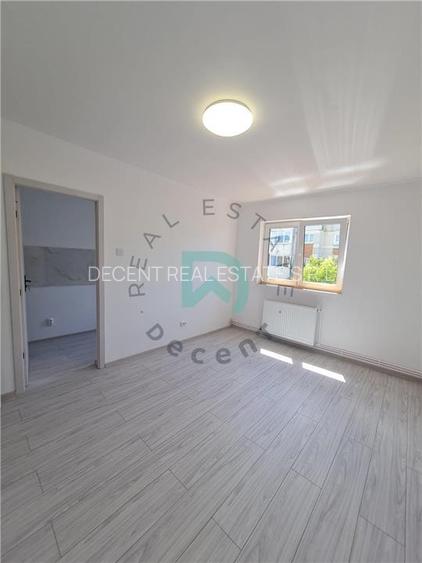 Garsoniera Craiter, etaj 3, renovata, Brasov - 2