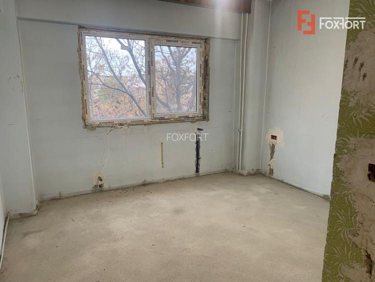 Apartament cu 3 camere, decomandat, zona Sagului - 3