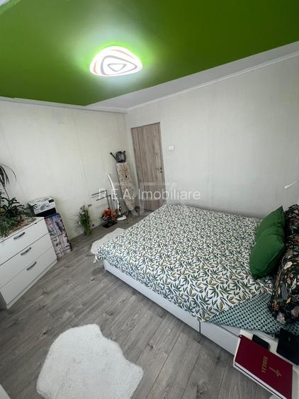 Apartament 3 camere - mobilat la cheie , 1  Decembrie 1918 - 14