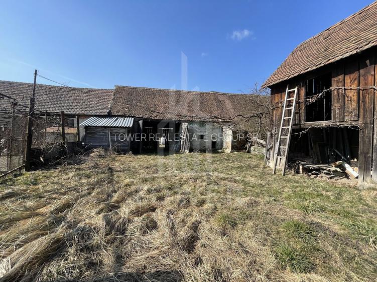 Casă individuală | 2 corpuri | Șură și anexe | teren 1460 mp – Porumbacu De Jos - 22