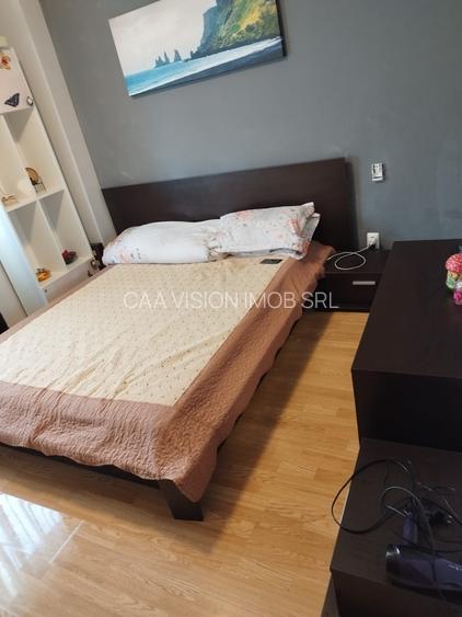 Apartament de 3 camere de vânzare - 4