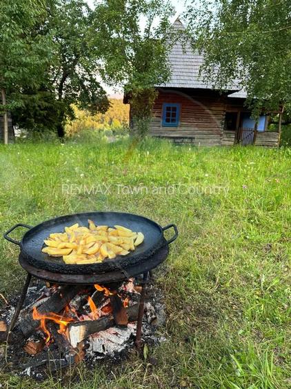 Vânzare ansamblu de 5 căsuțe tradiționale Maramureș/ Botiza - 12