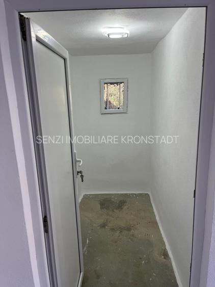 Casă complet renovată, teren 556 mp – Zărnești | 118.000 € - 6