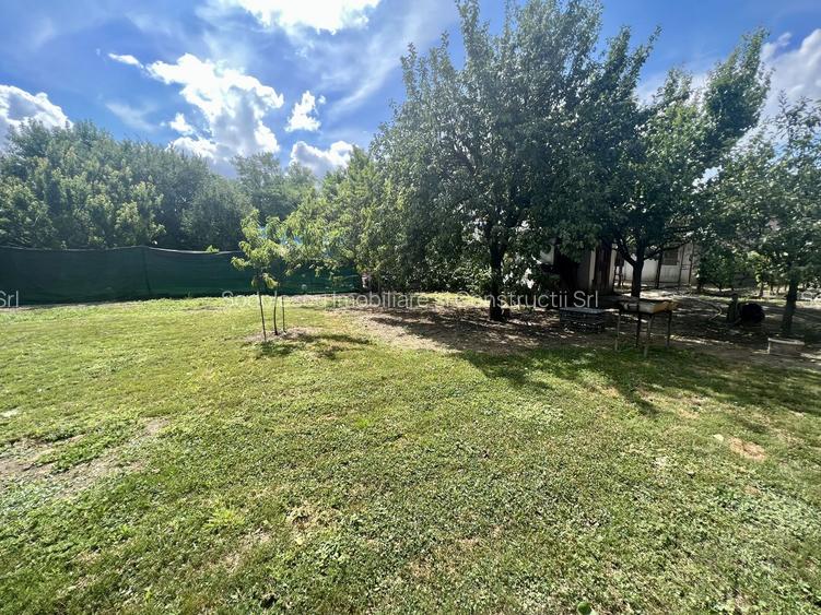 CASA CU TEREN GENEROS- 1.593 MP - 4