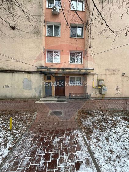 Cabinet medical de închiriat - 15