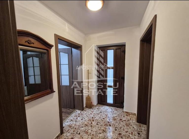 Apartament cu 2 camere la curte comuna, centrala termica, boxa de 50mp - 4