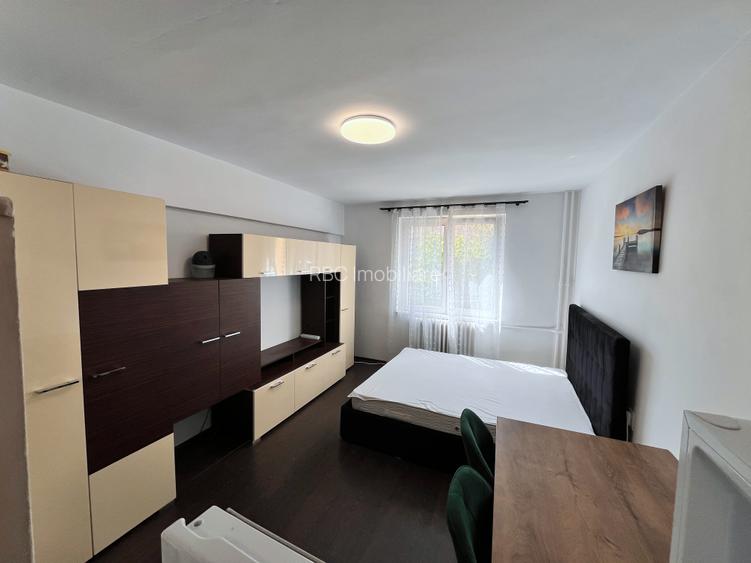 Garsoniera la prima inchiriere etaj 1 str. Cojocnei - 3