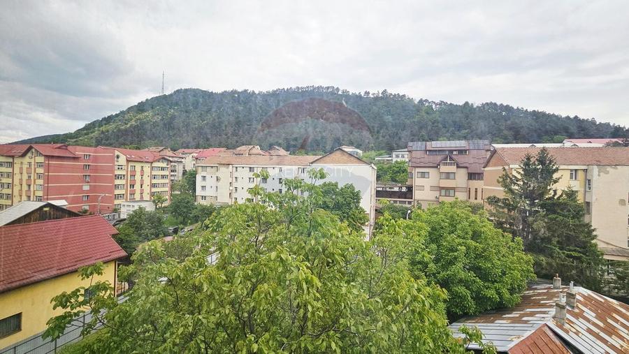 Apartament cu 4 camere de vânzare în zona Maratei - 14