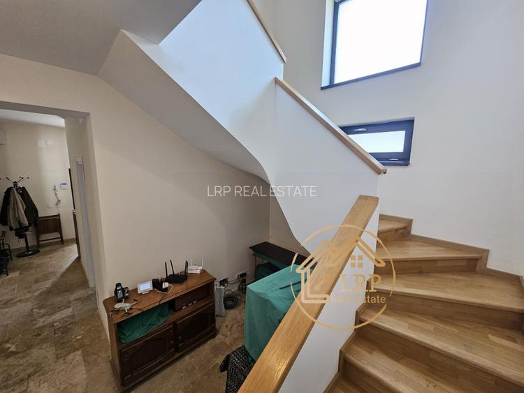 Buftea-Vila individuala 4 camere,3 bai, P+1E, 270mp utili, teren 990mp - 23