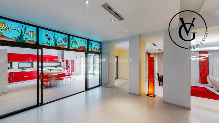 Vila unica în  Statiunea Mamaia- vedere la mare și lac - 7