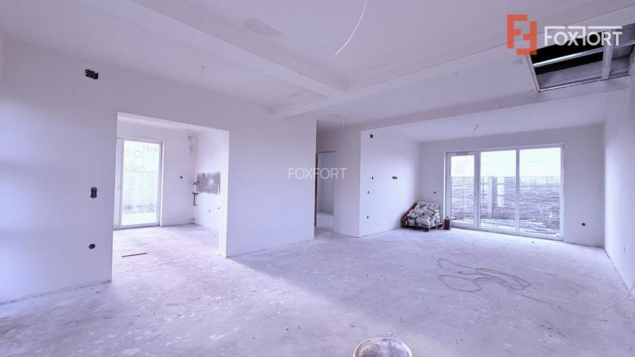 Casa tip triplex, cu 2 camere, de vanzare in Sanandrei. - 4