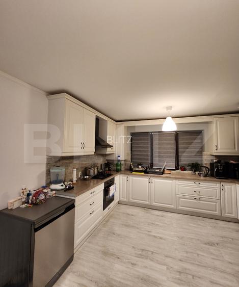 Apartament 3 camere, 2 bai, 2 parcari, 92 mp, zona Florilor - 8