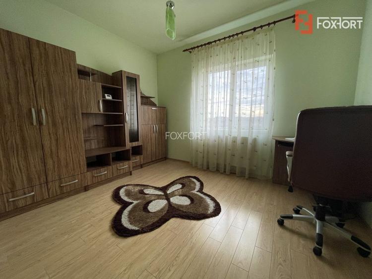 Casa individuala de vanzare, 250 mp, intrare in Dumbravita - V2992 - 11