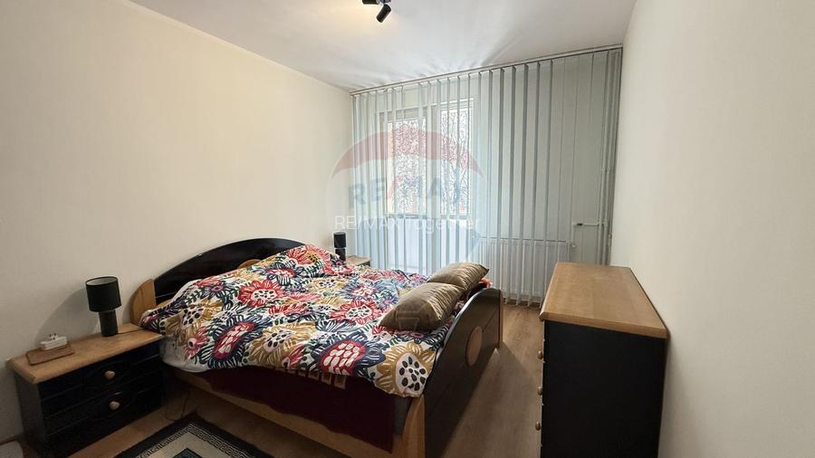 Apartament cu 3 camere de vânzare în zona Piata Sudului/ Nitu Vasile - 8