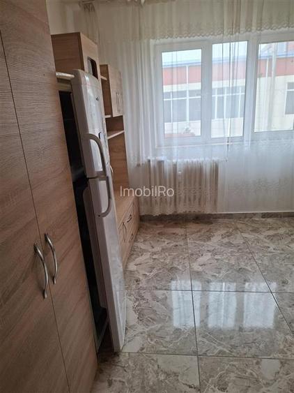 Garsoniera - zona Poitiers/Frumoasa - Deosebita - 3