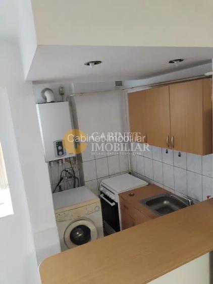 1 camera, Tudor Vladimirescu, etaj intermediar, liber! - 4