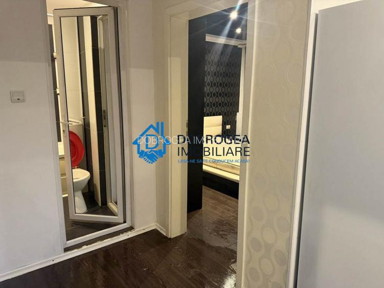 GAVRILOV CORNELIU -2 CAMERE DECOMANDAT, ETAJ 3 - 6