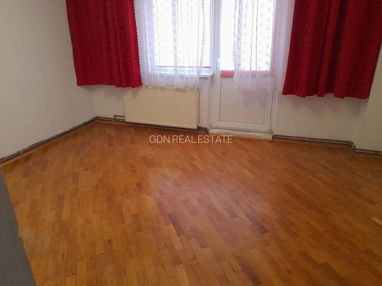 Apartament 3 camere de vanzare strada Octavian Paler Fagaras jud. Brasov - 9