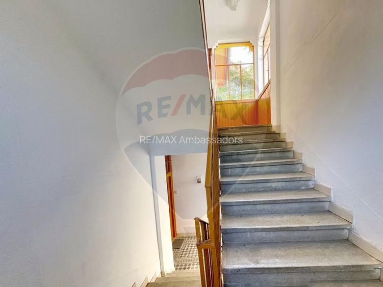 Casă / Vilă cu 6 camere de vânzare în zona Elisabetin - 25