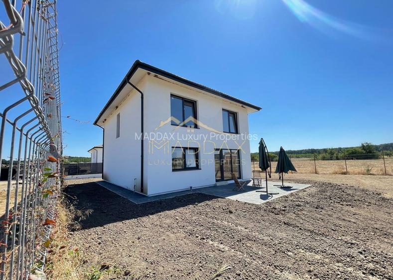 Vila Premium_P+1**5 Camere**Teren 704 mp**PRET PROMOTIONAL//Balotesti