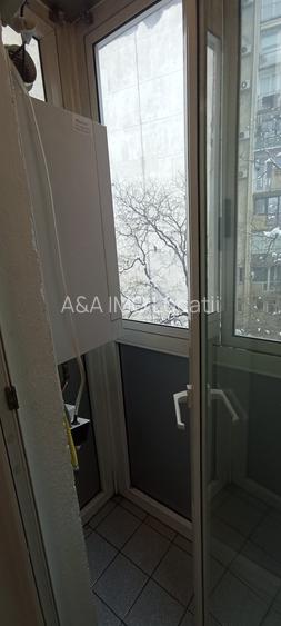 Garsoniera dubla NEMOBILATA pt birou, cladire interbelica P-ta Romana-Ateneu - 11