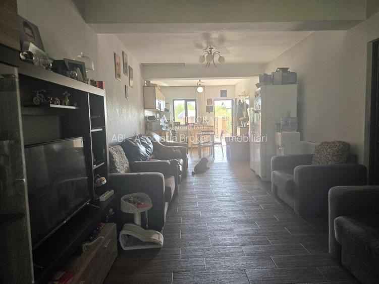 Duplex pe parter Tamasi padure - 7