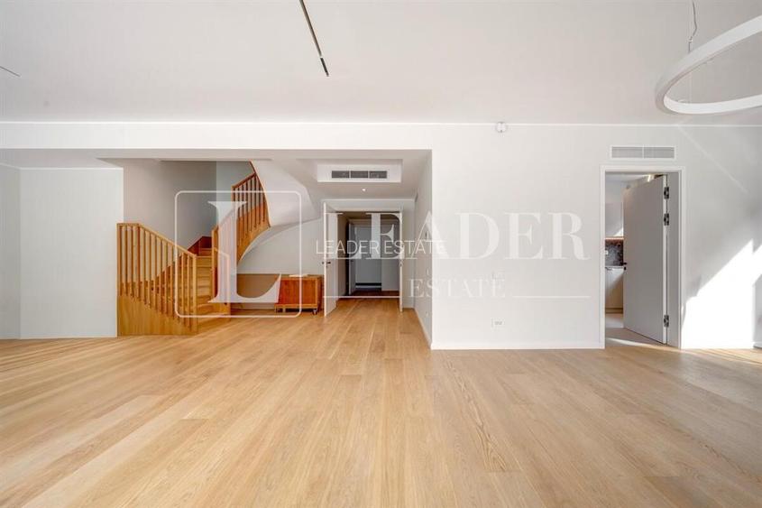 A Unique Blend of Comfort and Elegance - 13