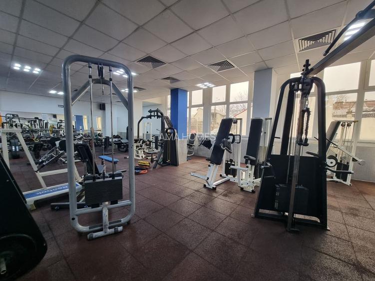 Clădire P+2+M de închiriat – spații servicii / birouri / sală sport - 4