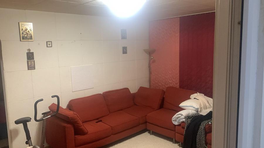Ozana, statia de tramvai Ozana