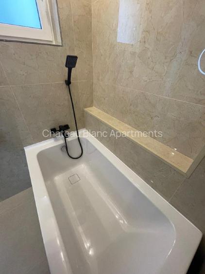 Discount mare, 2 camere lux, gata de mutare, comision 0 - 14