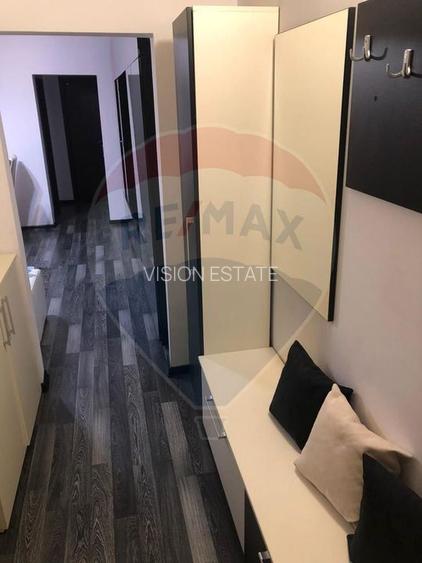 Apartament cu 2 camere de vânzare în zona Lapus - 7