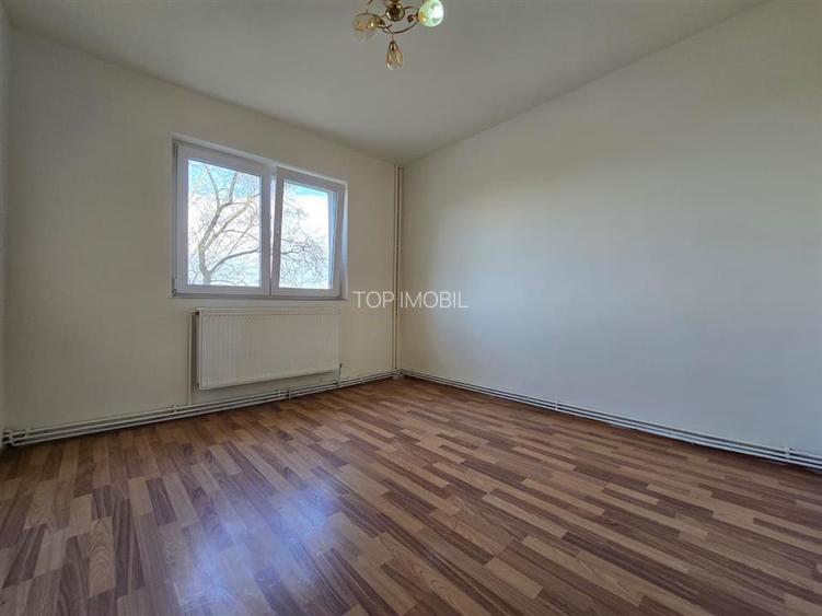 Etaj 2 - Mircea cel Batran, 2 camere, liber - 5