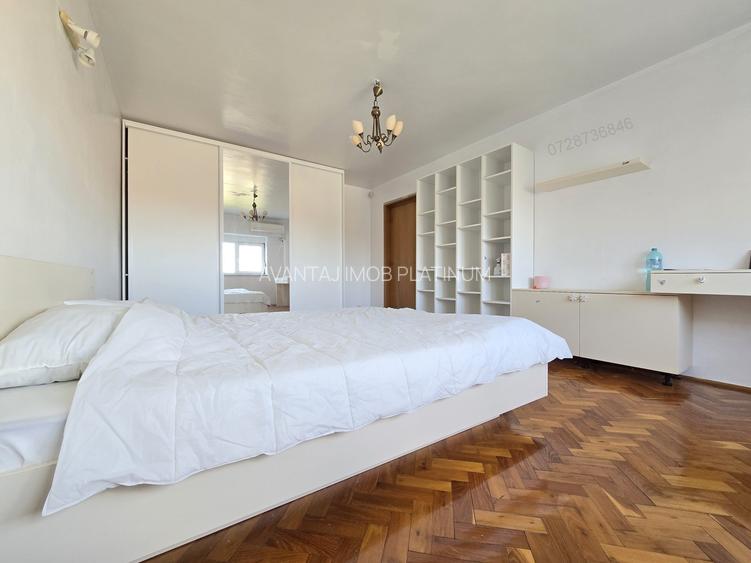 Metrou Piata Unirii - Coposu - Sfanta Vineri, bloc 1990 - 8