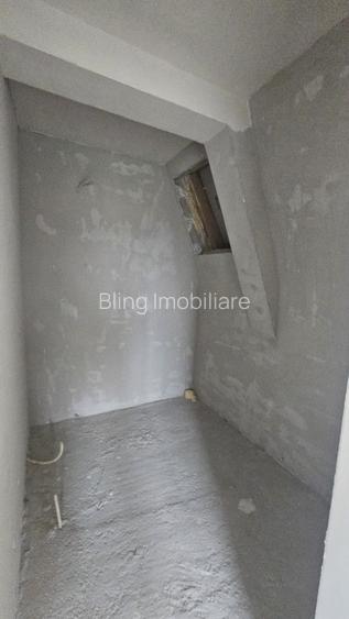 Duplex 6 camere, 150mp utili, 700mp teren, Dambu Rotund - 13