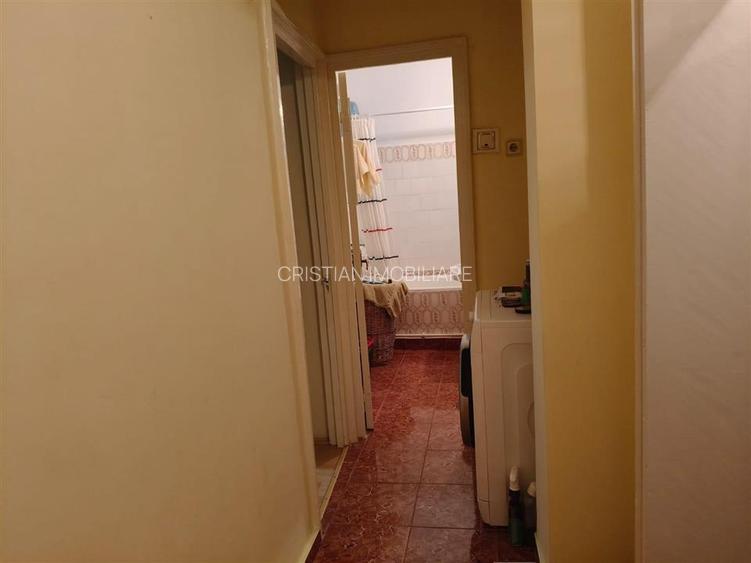 LIBER! 2 camere confort 1 decomandat, etaj 2, cu imbunatatiri, Radu Negru - 5