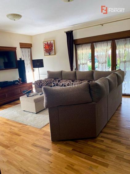 Casa individuala 5 camere si 4 locuri de parcare in Giroc   - 14