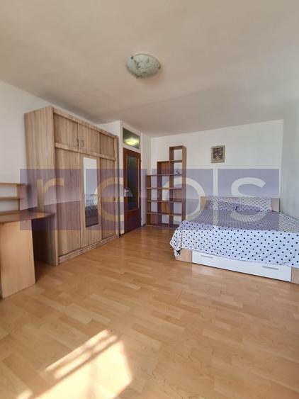 DE INCHIRIAT GARSONIERA SPATIOASA ZONA NERVA TRAIAN - 6