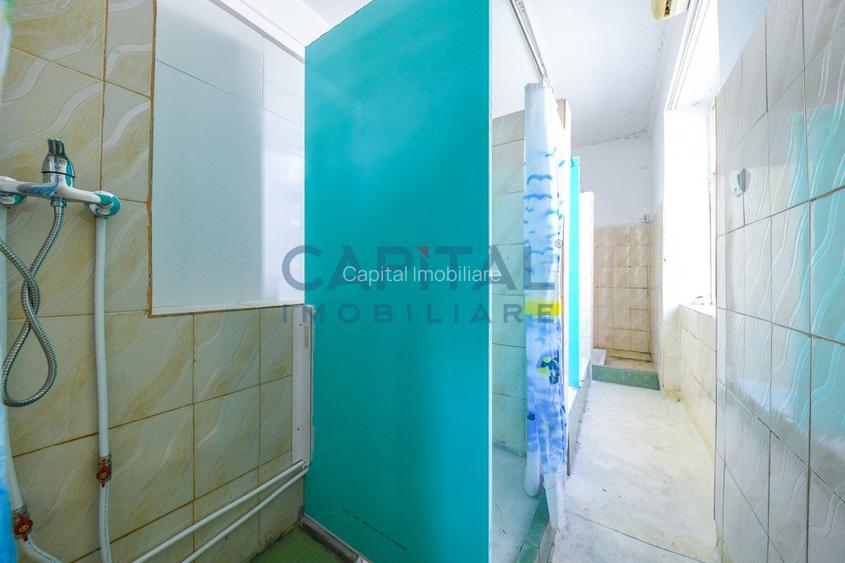 Spatiu de inchirat pentru cazare muncitori, 3 camere, 13 paturi, Dambul Rotund - 11