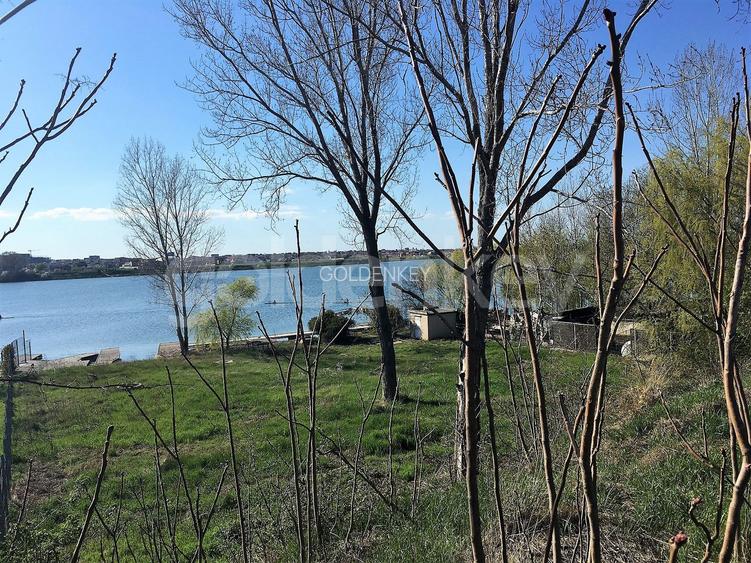 Teren universitate 1583mp - 3